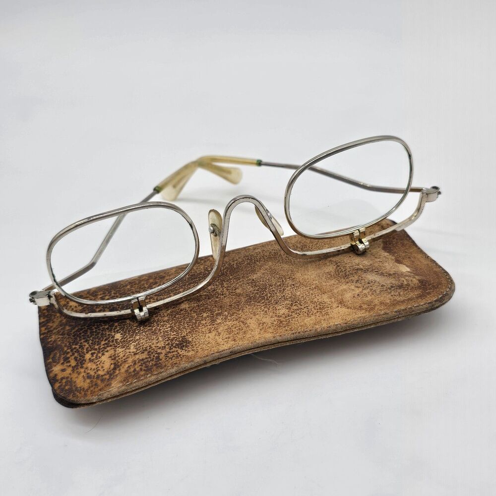 1960s Vintage Flip Down Magnifying Glasses Silver Tone Wire Frame with Case